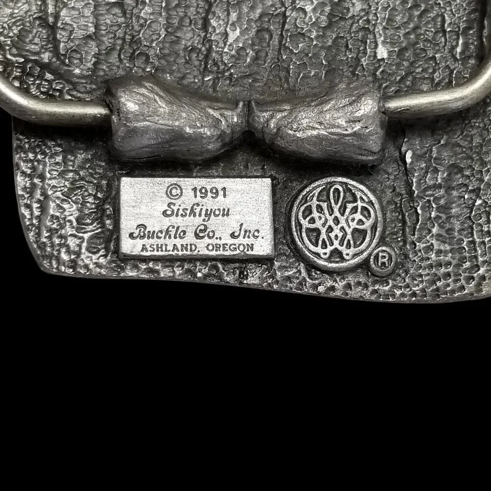 Waving American Flag Pewter Belt Buckle USA Patriotic Stars and Stripes Siskiyou